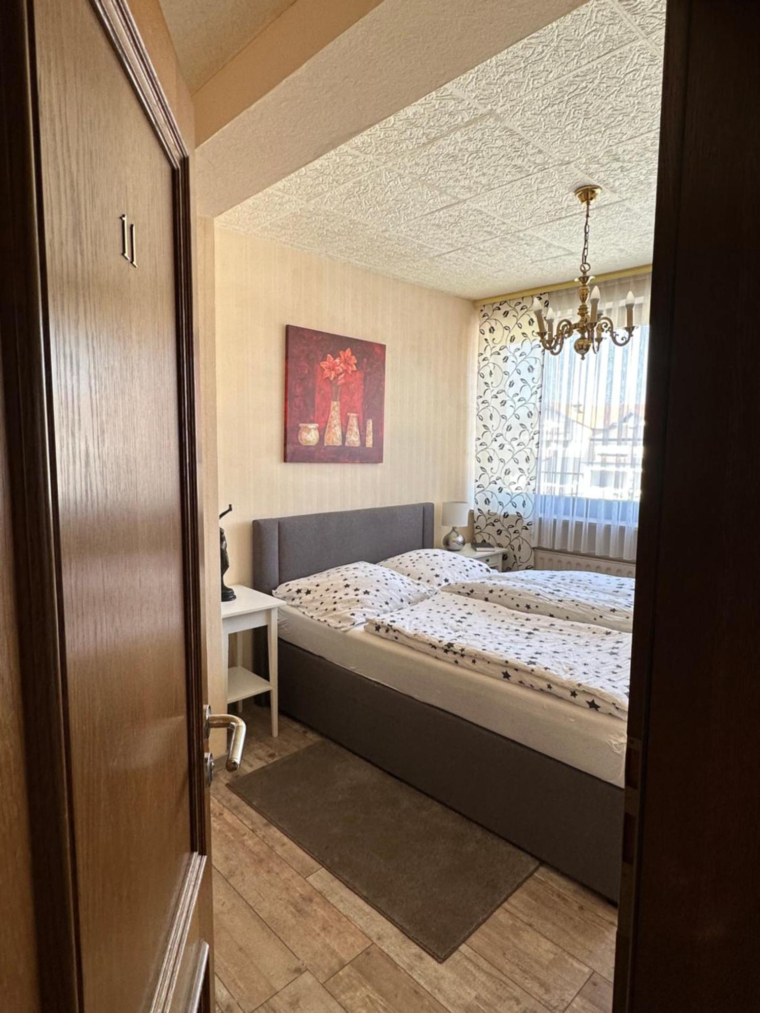 Hotel Gambrinus Диллинген-ан-дер-Саар Экстерьер фото