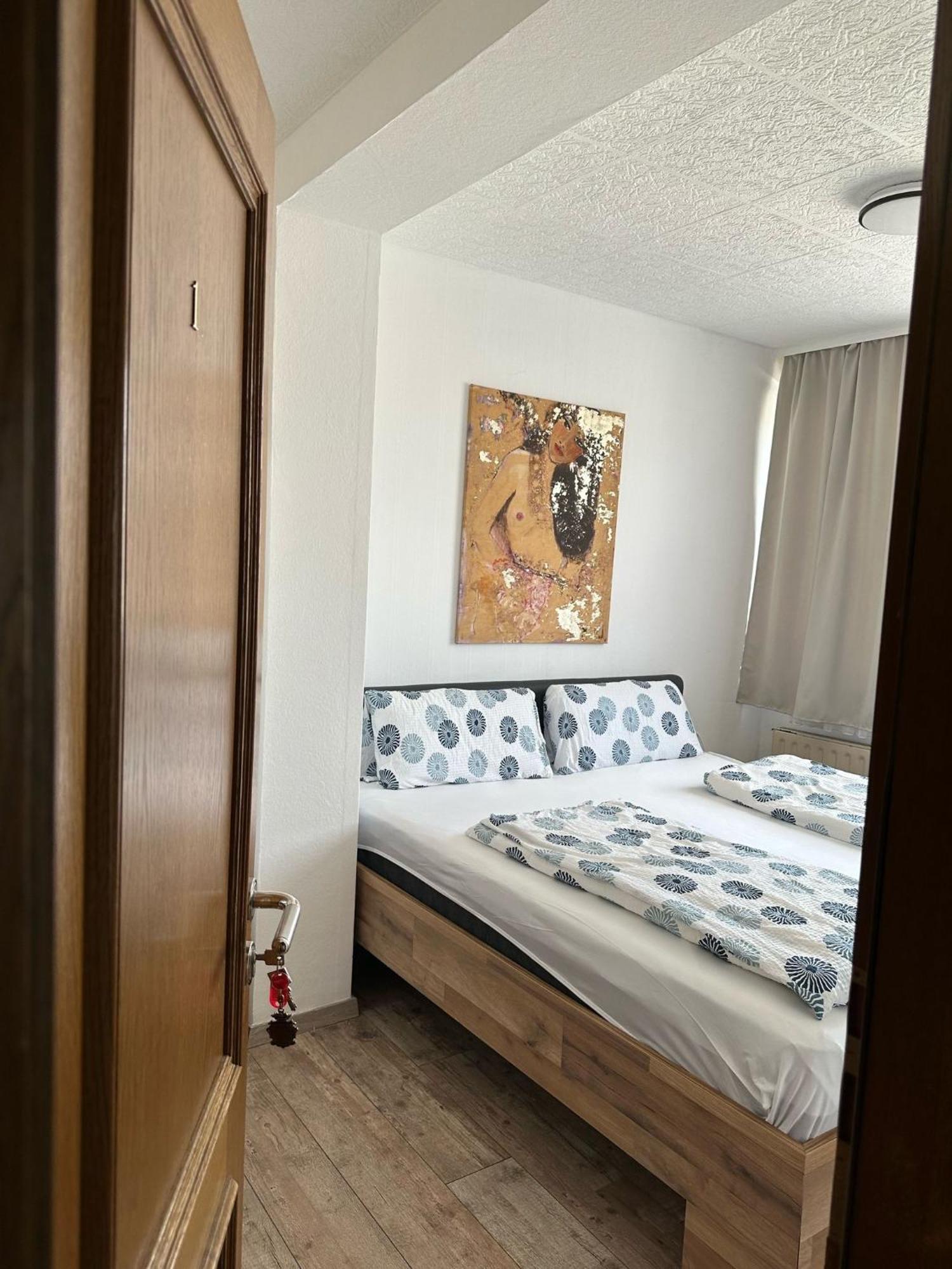 Hotel Gambrinus Диллинген-ан-дер-Саар Экстерьер фото