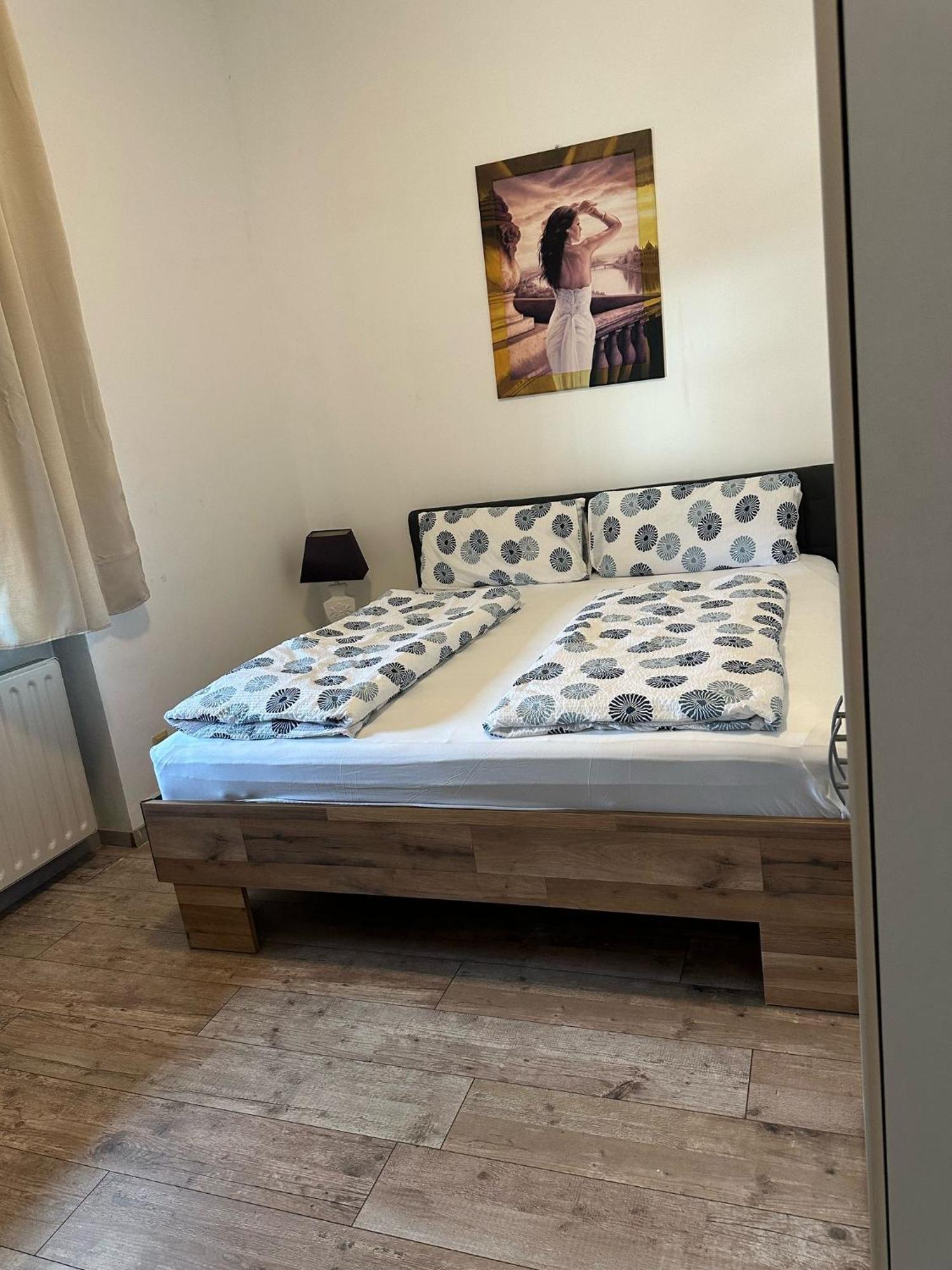 Hotel Gambrinus Диллинген-ан-дер-Саар Экстерьер фото
